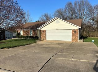 3004 Hollrah Dr, Saint Charles, MO