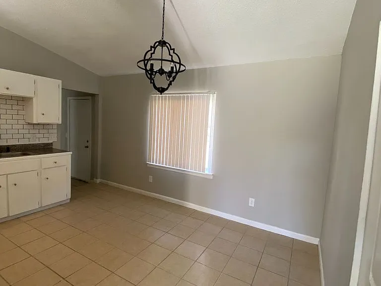 239 Pointe South Dr — Photo 11