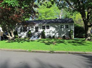 68 Grey Rock Rd, Bridgeport, CT 06606