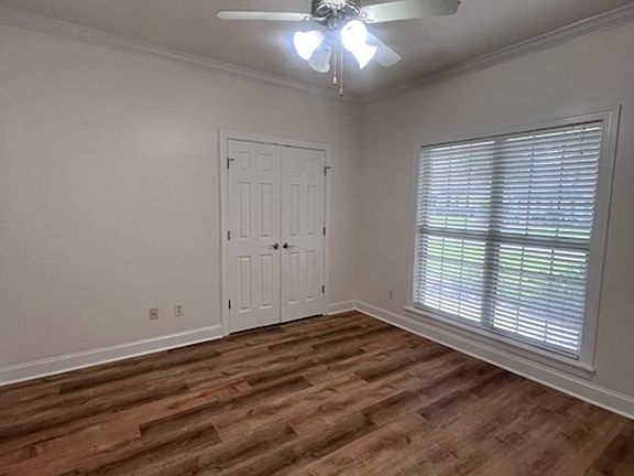 3rd image of 3687 Arbor Run Dr