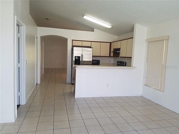 3rd image of 2409 Placetas Ct
