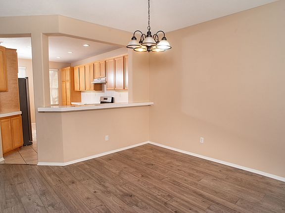 3rd image of 11405 Oakford Ln
