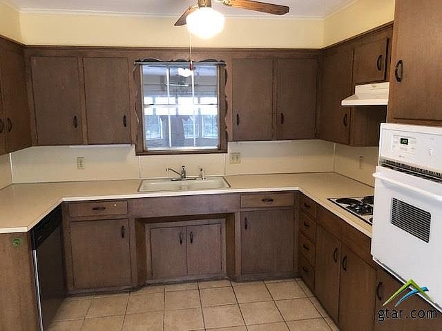 2nd image of 229 Mobile Dr