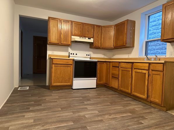 7 Rand St APT 1