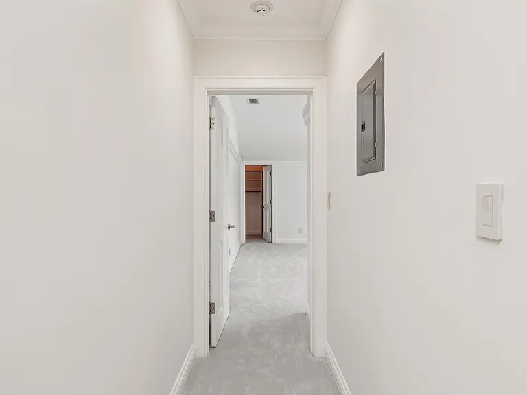 845 Windsor Dr — Photo 38