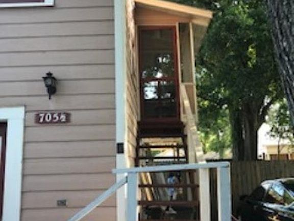 2nd image of 705 1/2 W San Antonio St