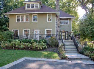 120 Lake Dr, Mountain Lakes, NJ 07046