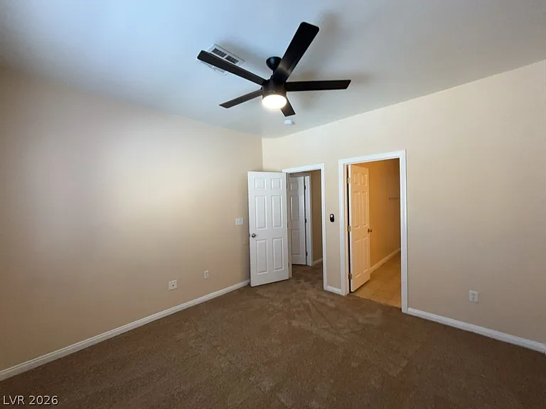 4915 E Russell Rd #145 — Photo 7