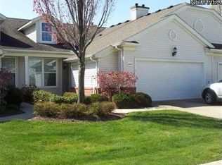 2433 Crimson Dr #2433, Westlake, OH 44145