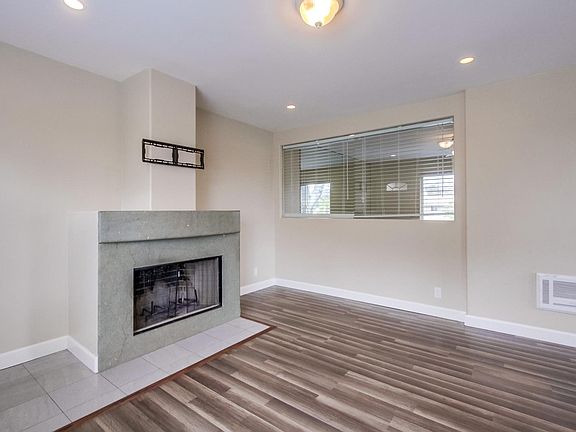 4th image of 2123 Garnet Ave