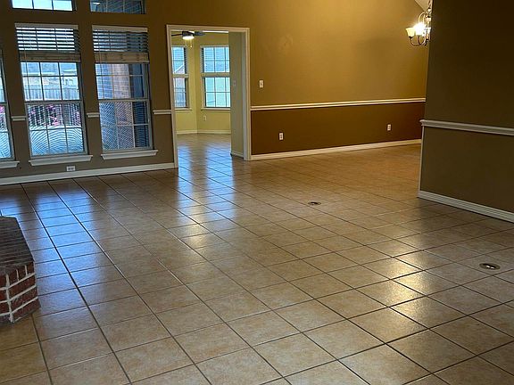 5th image of 320 Briarcrest Dr