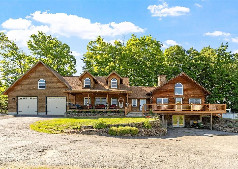 1st image of 544 South Rd