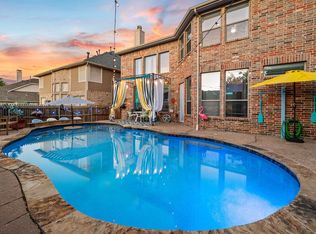 3917 Autumn Ln, Bedford, TX 76021