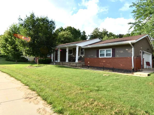 100 Grandview Dr, Sun Prairie, WI 53590