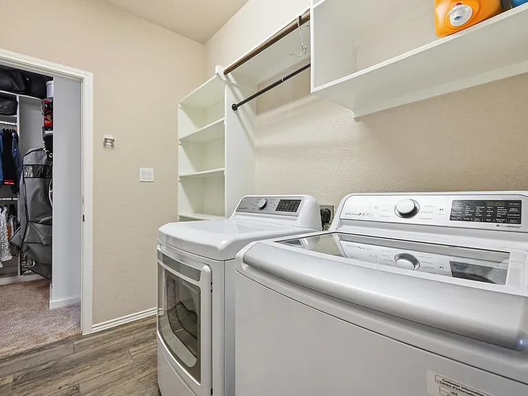 373 Lacey Oak Loop — Photo 18