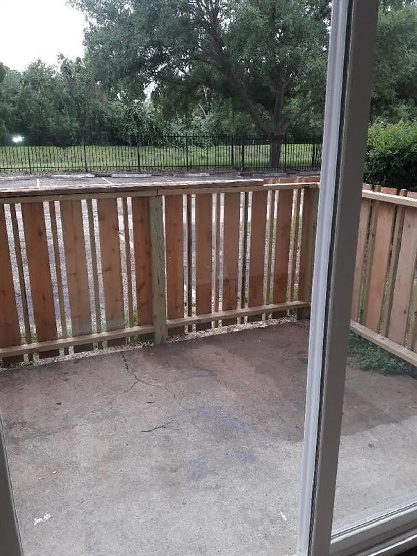 Two-story unit - 2BD/1.5BA — Photo 2