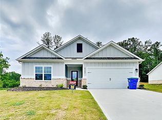 6247 Nathaniel Dr, Fairburn, GA 30213