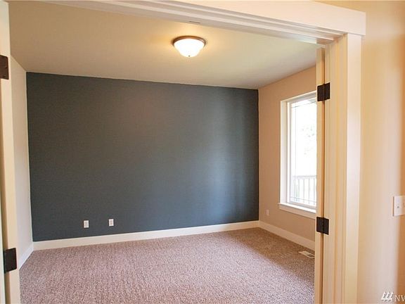 3rd image of 2023 79th Ave SE