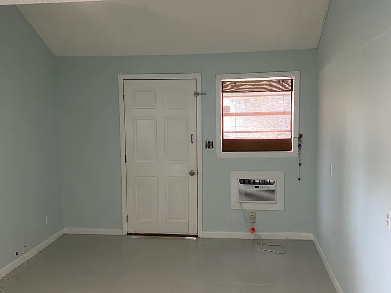 1135 4th Ave N #1 — Photo 6