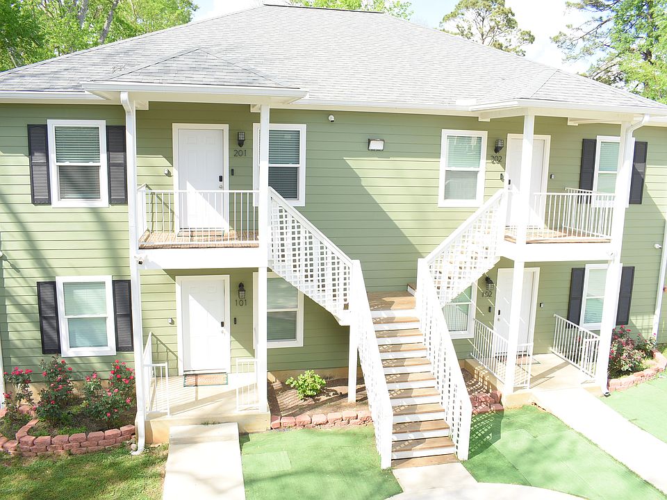 1st image of 1911 Banita St #102