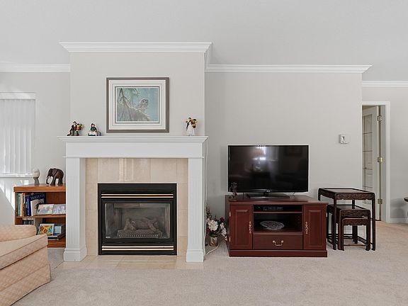 3rd image of 1118 55th St #103