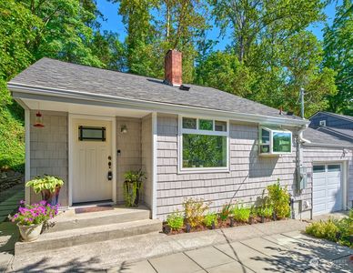 2110 NE 100th Street, Seattle, WA, 98125