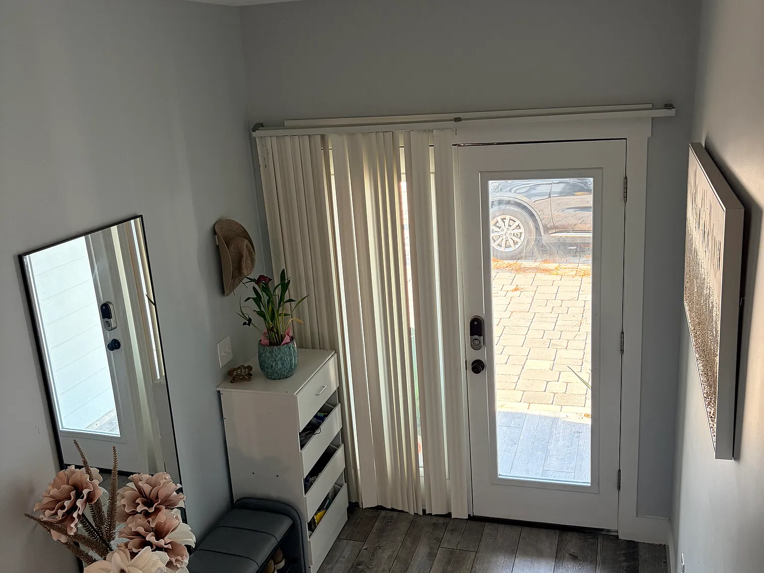 3 bed, 2.5 bath, 1500 sqft, $2,900 — Photo 4