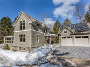 96 Grant Rd, Freeport, ME 04032