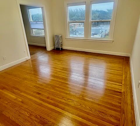 2nd image of 2715 Cabrillo St #308