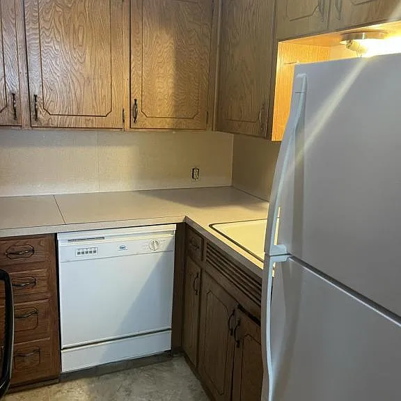 505 S 25 Mile Ave — Photo 10