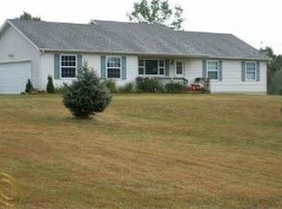 6160 Sherwood Rd, Fowlerville, MI 48836