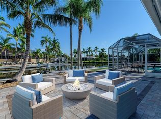 5613 Cape Leyte Dr, Sarasota, FL 34242
