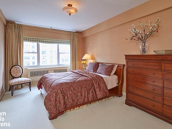 4th image of 11 E 86th St #15B