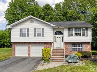 3 Ronna Ct, Monmouth Junction, NJ 08852