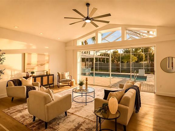 3rd image of 2831 Jarvis Cir