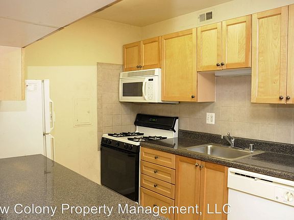 5th image of 12301 Braxfield Ct APT 3