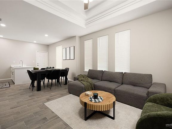 4th image of 2504 E Harrison Ave #3