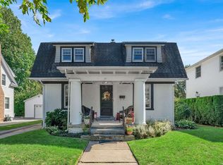 20 Michigan Rd, Floral Park, NY 11001