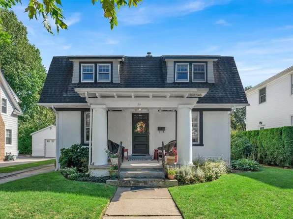 20 Michigan Road, Floral Park, NY 11001