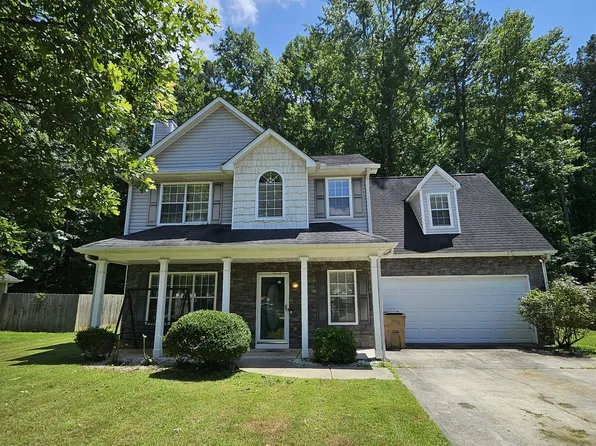 2875 Stone Creek Dr, Rex, GA 30273