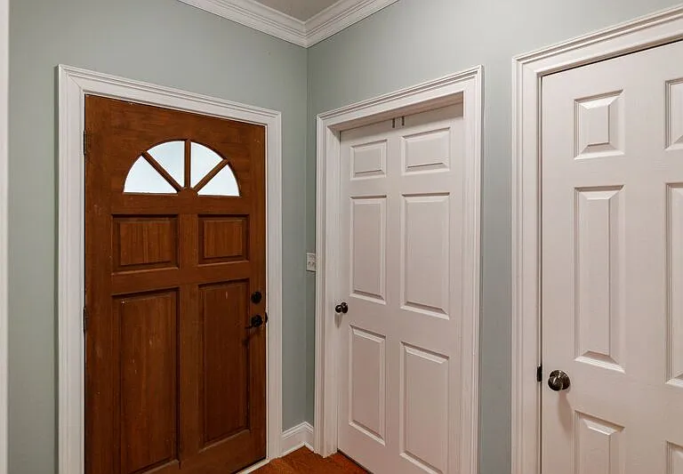 350 Wood Lake Dr #24 — Photo 2