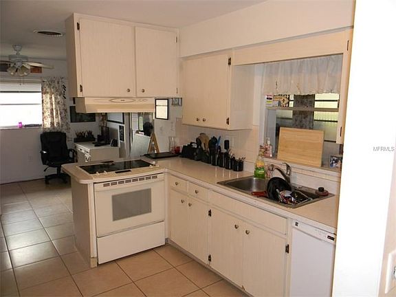 Oversized kitchen with additional flex space.