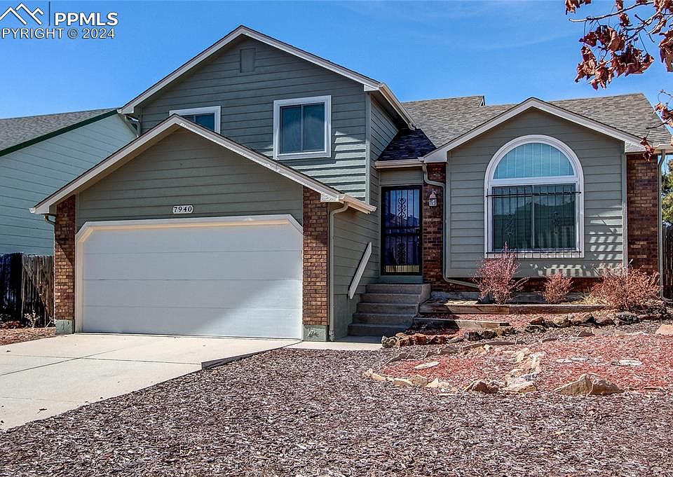 1st image of 7940 Sangor Dr