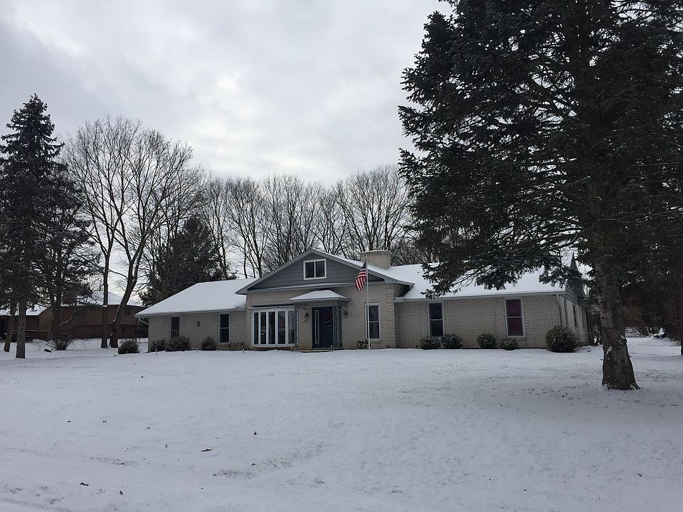 1st image of 2500 Greenlawn Dr