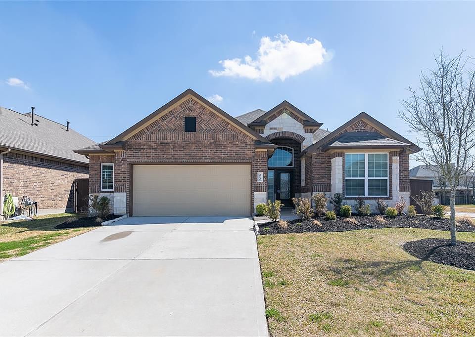 1st image of 20810 Bradley Gardens Dr