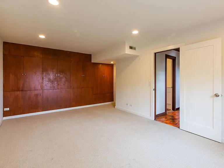 29 Glen Dr — Photo 12