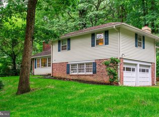542 Upper Weadley Rd, Wayne, PA 19087