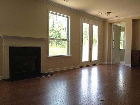 4th image of 1117 McKee Farm Ln