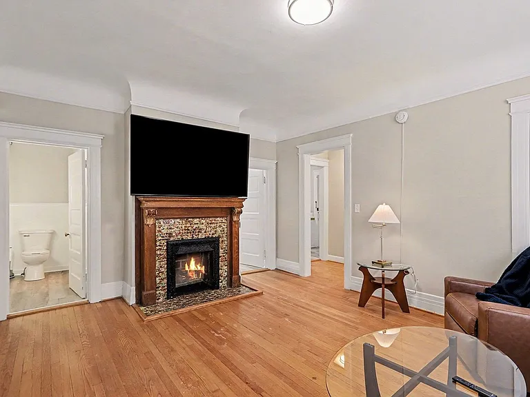 936 W Kalamazoo Ave #1 — Photo 4
