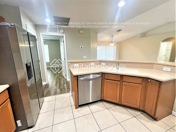 4th image of 2547 Sunniland Blvd